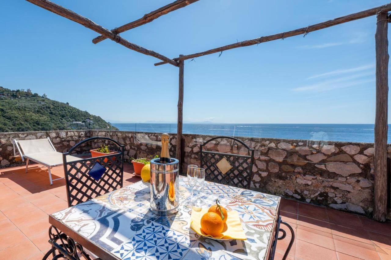 Torre Turbolo Apartments Massa Lubrense Dış mekan fotoğraf