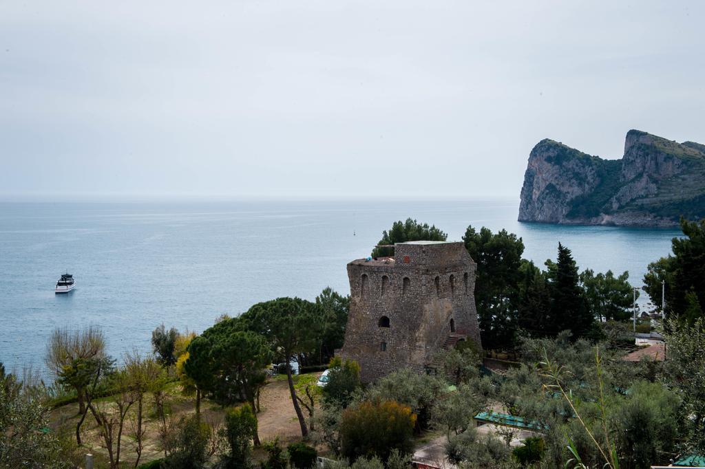 Torre Turbolo Apartments Massa Lubrense Dış mekan fotoğraf